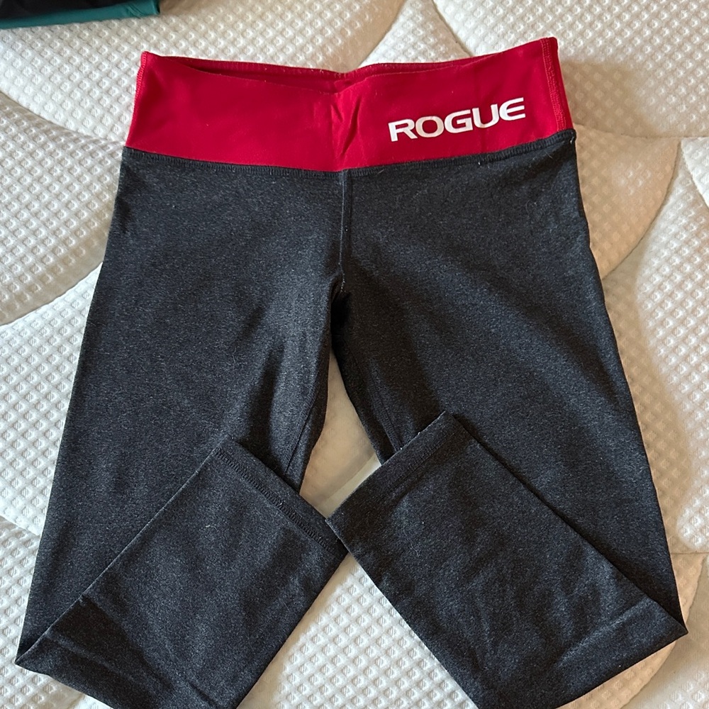 Rogue Women’s Charcoal and Crimson Leggings
